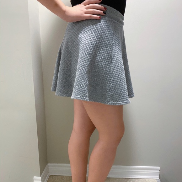 Gray skater skirt - Picture 1 of 2